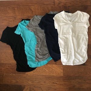 Maternity t-shirts size small
